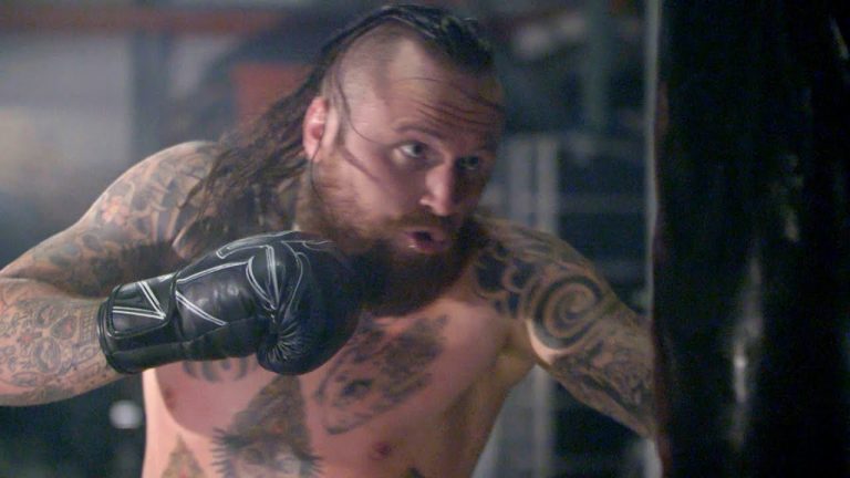 شاهد l تدريبات أليستر بلاك إستعداد للبطولة المقبلة