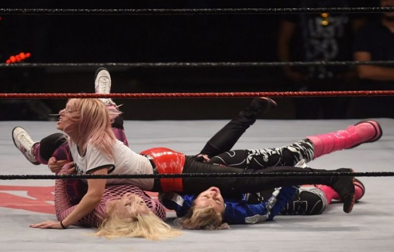 بريسيلا كيلي تذل منافستها بشدة وبشكل قذر